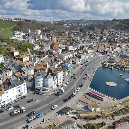 Master Accommodation Suite 2 Sea View With Balcony Hastings Esterno foto