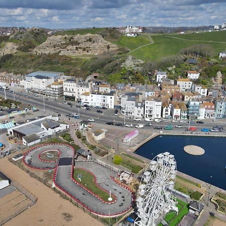 Master Accommodation Suite 2 Sea View With Balcony Hastings Esterno foto